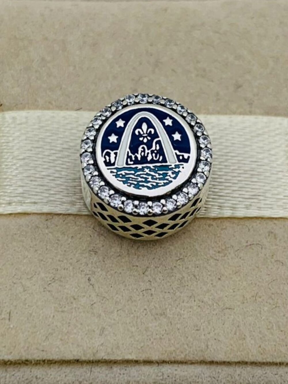✨🔥Pandora Saint Louis Gateway Arch Exclusive Charm